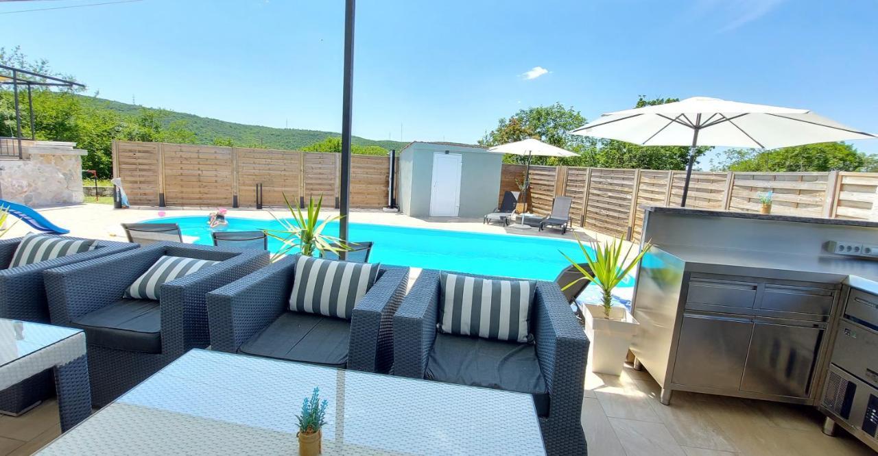 Holiday House Villa Bleu Korusce Экстерьер фото