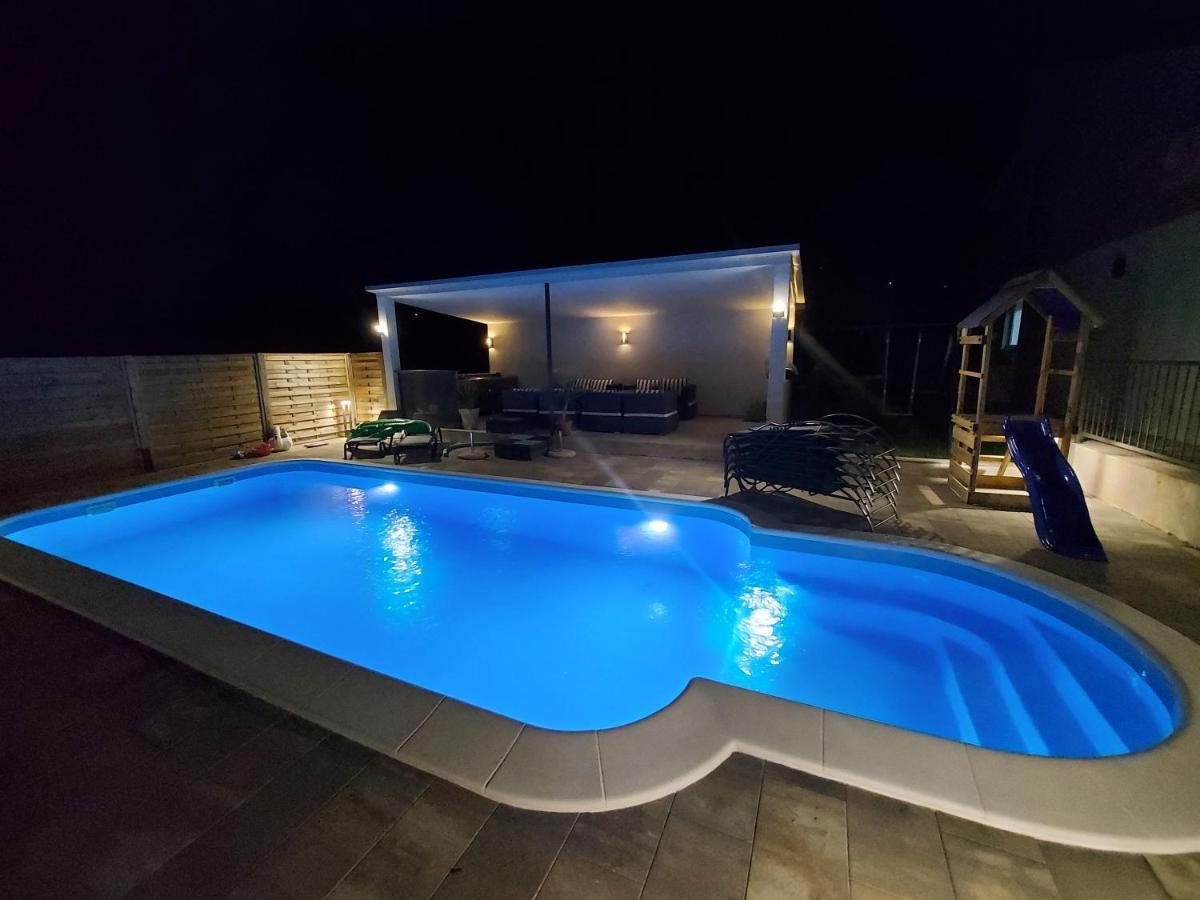 Holiday House Villa Bleu Korusce Экстерьер фото